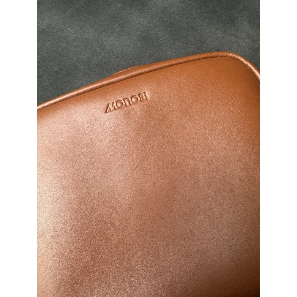 Monos Metro Classic Kit Travel Bag Vegan Leather Organizer Mahogany‎ Case Unisex
